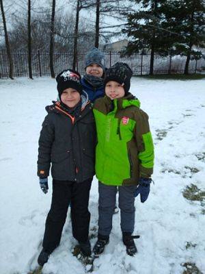  Grafika #17: ZABAWY NA ŚNIEGU grafika