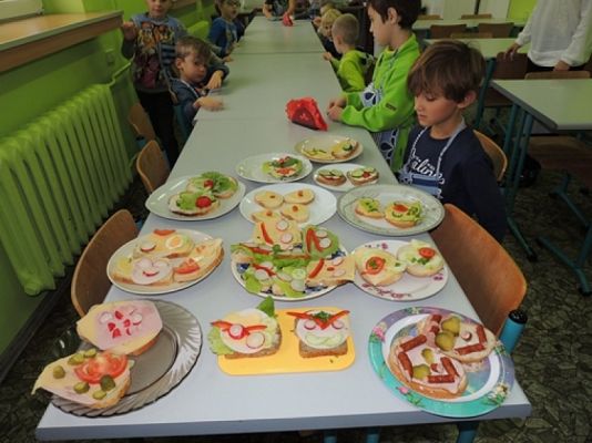  Grafika #1: SMACZNE I ZDROWE grafika