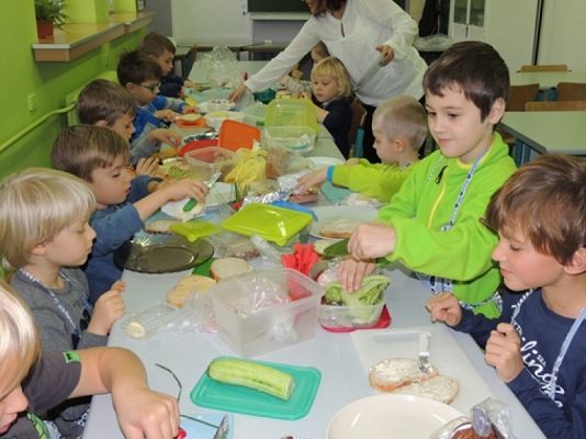  Grafika #3: SMACZNE I ZDROWE grafika