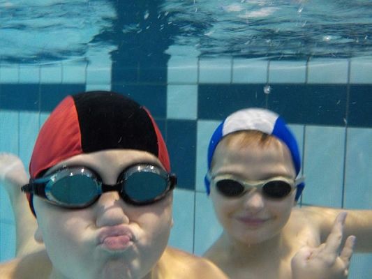  Grafika #5: ZABAWA POD WODĄ grafika