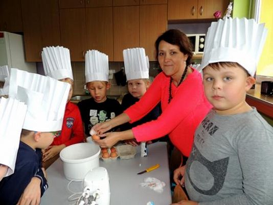  Grafika #5: DZIEŃ KUCHARZA grafika