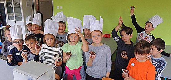  Grafika #9: DZIEŃ KUCHARZA grafika