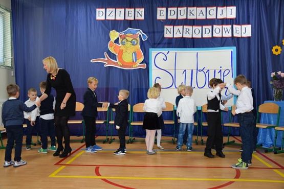  Grafika #10: PASOWANIE NA UCZNIA grafika