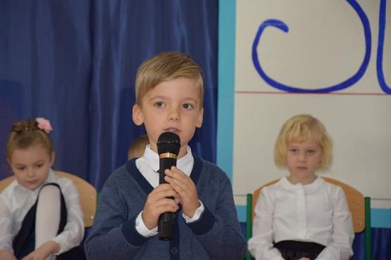  Grafika #15: PASOWANIE NA UCZNIA grafika