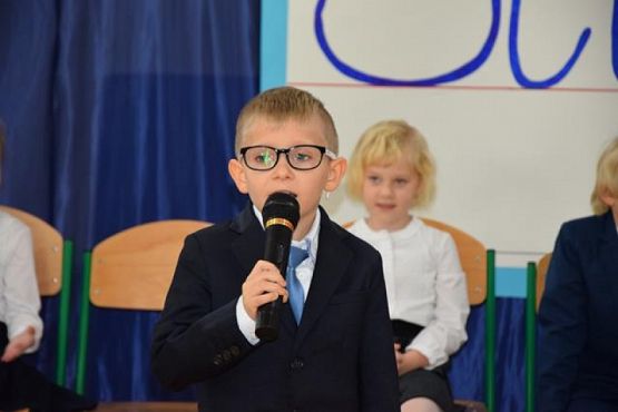  Grafika #19: PASOWANIE NA UCZNIA grafika