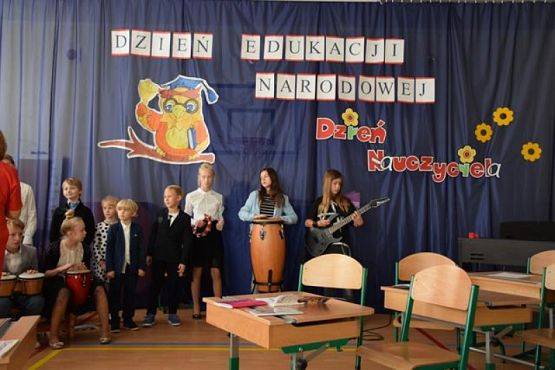  Grafika #5: DZIEŃ EDUKACJI NARODOWEJ grafika