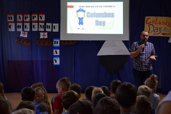  Grafika #2: COLUMBUS DAY grafika