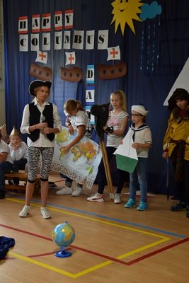  Grafika #8: COLUMBUS DAY grafika