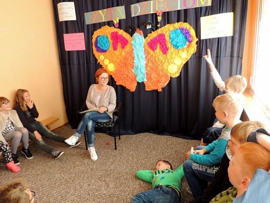  Grafika #6: SZKOLNA AKCJA ,,CAŁA POLSKA CZYTA DZIECIOM grafika