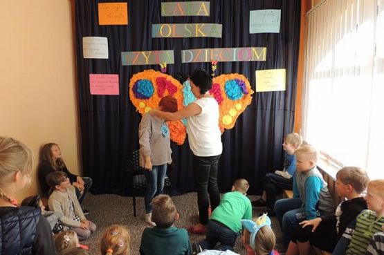  Grafika #7: SZKOLNA AKCJA ,,CAŁA POLSKA CZYTA DZIECIOM grafika