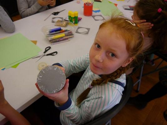  Grafika #0: WYCIECZKA KLAS TRZECICH DO MUZEUM ZACHODNIO-KASZUBSKIEGO W BYTOWIE grafika