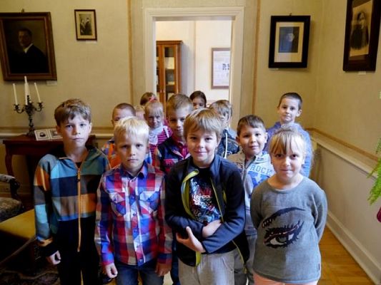  Grafika #4: WYCIECZKA DO MUZEUM PIŚMIENNICTWA grafika