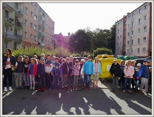  Grafika #1: AKCJA SPRZĄTANIA ŚWIATA grafika