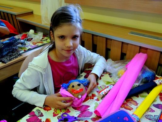  Grafika #6: "ZIEMNIACZANE LUDZIKI" grafika