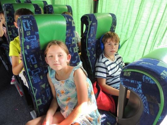  Grafika #11: Wycieczka klas III do Jumpcity grafika