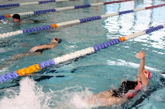  Grafika #22: PŁYWAĆ KAŻDY MOŻE grafika