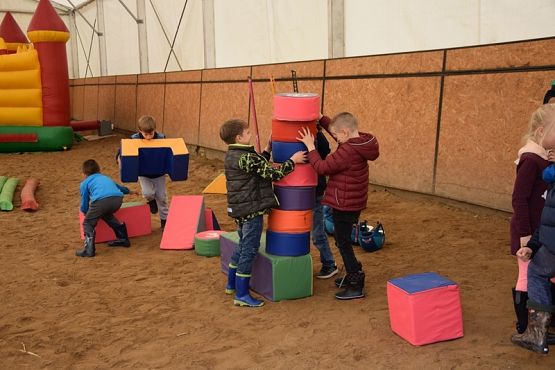  Grafika #13: INTEGRACJA KLAS PIERWSZYCH grafika