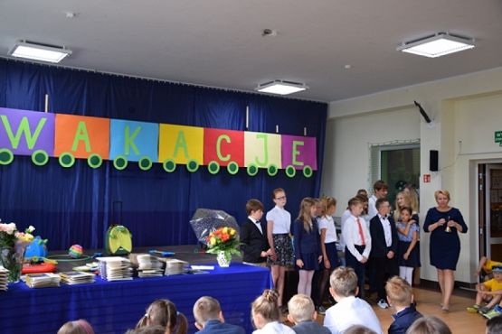  Grafika #0: ZAKOŃCZENIE ROKU SZKOLNEGO grafika