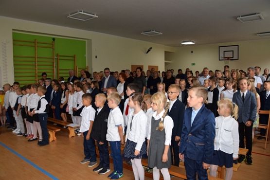  Grafika #15: ZAKOŃCZENIE ROKU SZKOLNEGO grafika