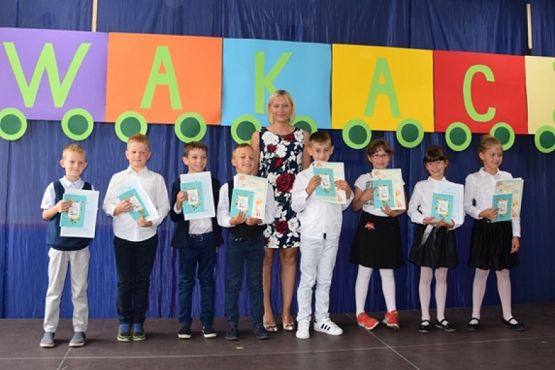  Grafika #19: ZAKOŃCZENIE ROKU SZKOLNEGO grafika