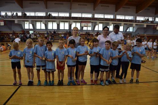  Grafika #27: KONKURS SPORTOWY DLA KLAS I-III KTO Z NAS LEPIEJ I PRĘDZEJ" grafika