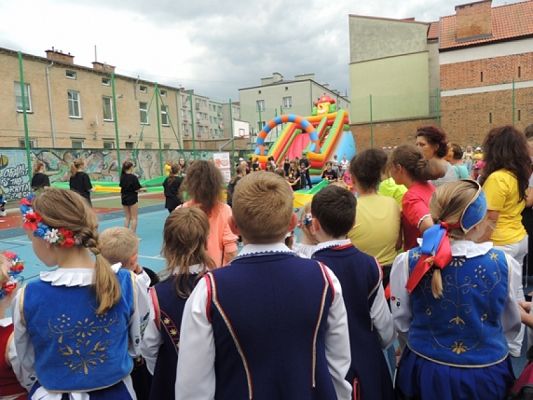  Grafika #4: ZESPÓŁ KASZUBSKI DLA ZOSI grafika