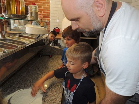  Grafika #3: Warsztaty kulinarne w … pizzerii grafika