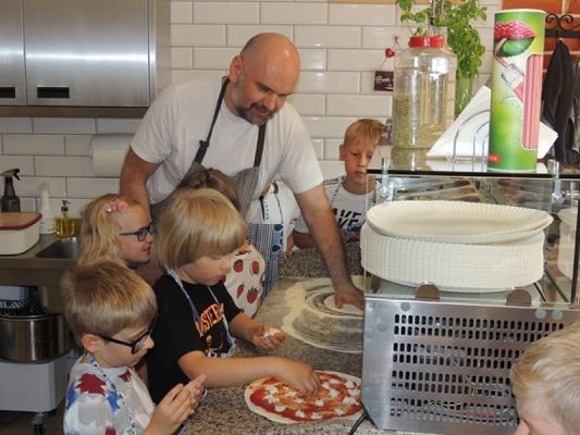  Grafika #6: Warsztaty kulinarne w … pizzerii grafika