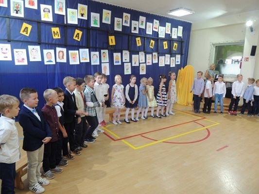  Grafika #9: DZIEŃ MAMY I TATY grafika