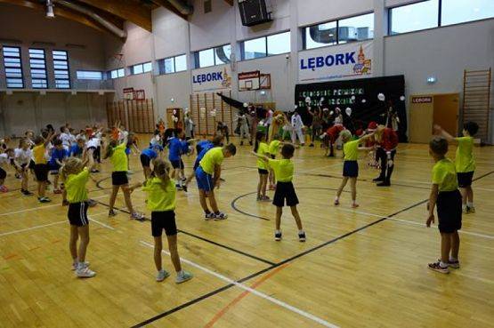  Grafika #3: LĘBORSKIE PIERWSZAKI TO FAJNE DZIECIAKI grafika