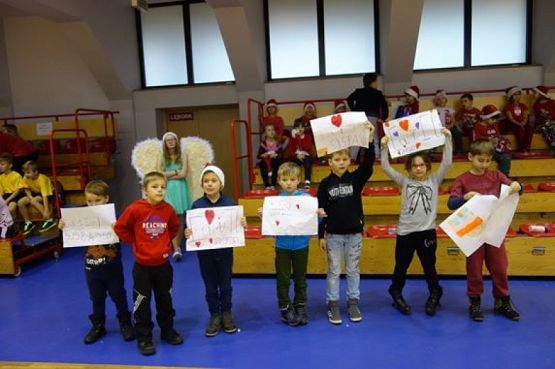  Grafika #6: LĘBORSKIE PIERWSZAKI TO FAJNE DZIECIAKI grafika