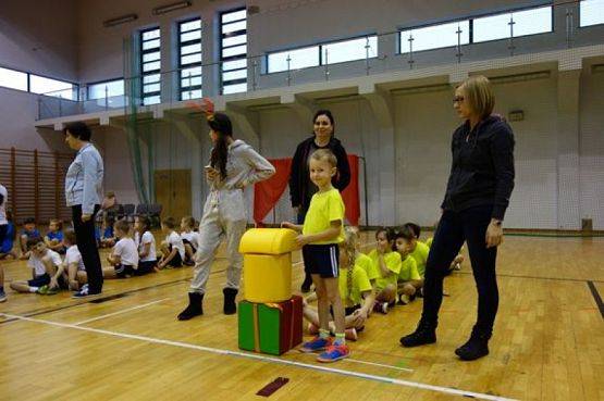  Grafika #8: LĘBORSKIE PIERWSZAKI TO FAJNE DZIECIAKI grafika