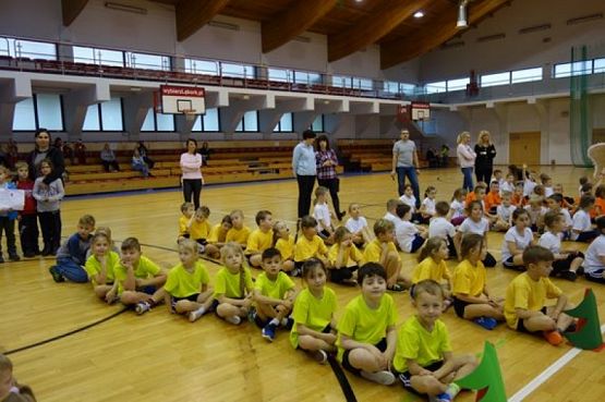  Grafika #15: LĘBORSKIE PIERWSZAKI TO FAJNE DZIECIAKI grafika