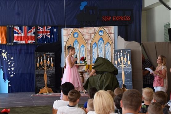  Grafika #7: ENGLISH STATION grafika