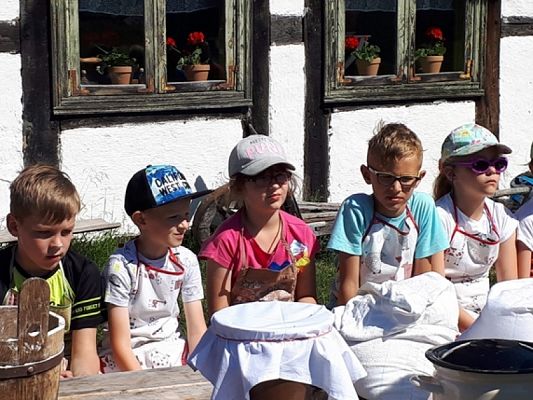  Grafika #14: WYCIECZKA DO KLUK grafika