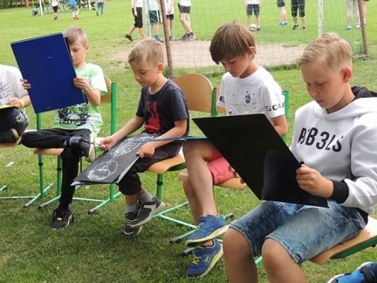  Grafika #7: PORTRET KOLEGI grafika