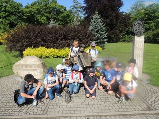  Grafika #3: WYCIECZKA KASZUBSKA DO WEJHEROWA grafika