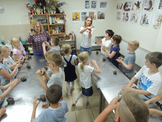  Grafika #1: DZIEŃ PEŁEN ATRAKCJI DLA KLAS PIERWSZYCH grafika