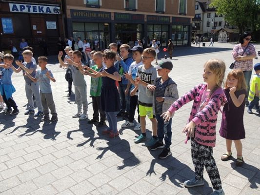  Grafika #10: DZIEŃ PEŁEN ATRAKCJI DLA KLAS PIERWSZYCH grafika