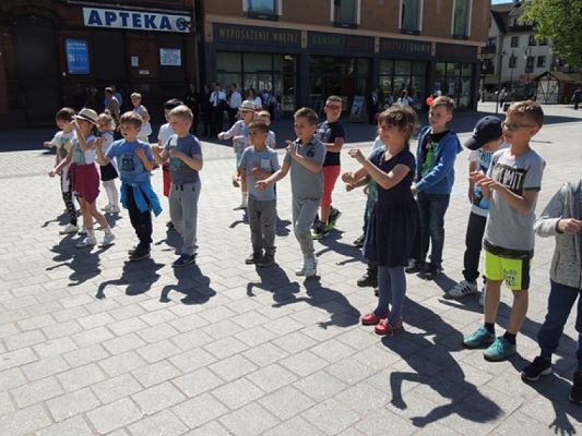  Grafika #13: DZIEŃ PEŁEN ATRAKCJI DLA KLAS PIERWSZYCH grafika