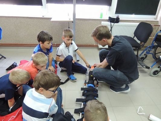  Grafika #3: PIERWSZA POMOC PRZEDMEDYCZNA – WARSZTATY grafika