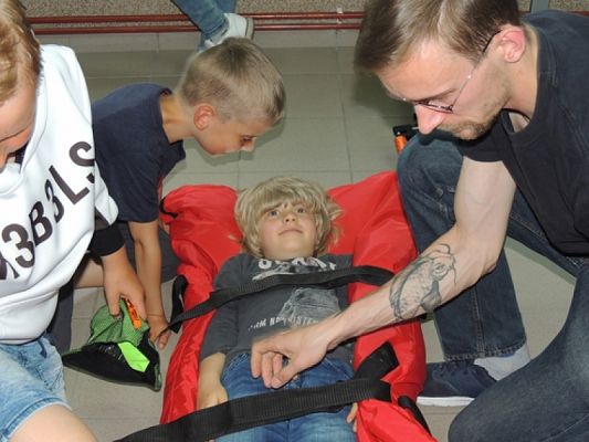  Grafika #13: PIERWSZA POMOC PRZEDMEDYCZNA – WARSZTATY grafika