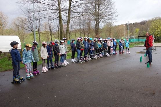  Grafika #0: WARSZTATY WROTKARSKIE grafika