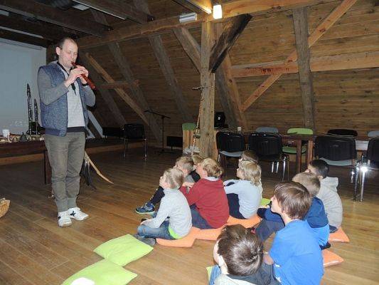  Grafika #8: WYCIECZKA KASZUBSKA KLAS I –III DO SWOŁOWA grafika