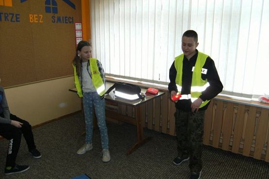  Grafika #2: PIERWSZA POMOC PRZEDMEDYCZNA grafika