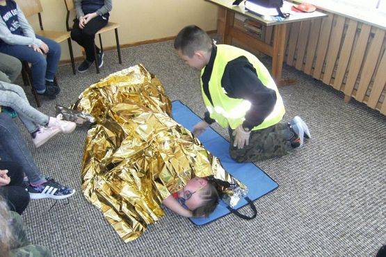  Grafika #6: PIERWSZA POMOC PRZEDMEDYCZNA grafika