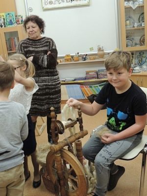  Grafika #2: ,,KROSNO, OSNOWA – WARSZTATY TKACKIE grafika