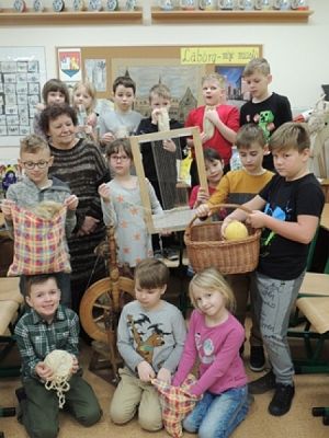  Grafika #19: ,,KROSNO, OSNOWA – WARSZTATY TKACKIE grafika