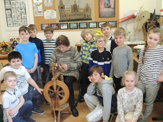  Grafika #21: ,,KROSNO, OSNOWA – WARSZTATY TKACKIE grafika