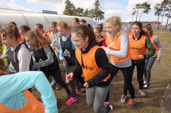  Grafika #3: DRUŻYNOWE BIEGI PRZEŁAJOWE grafika